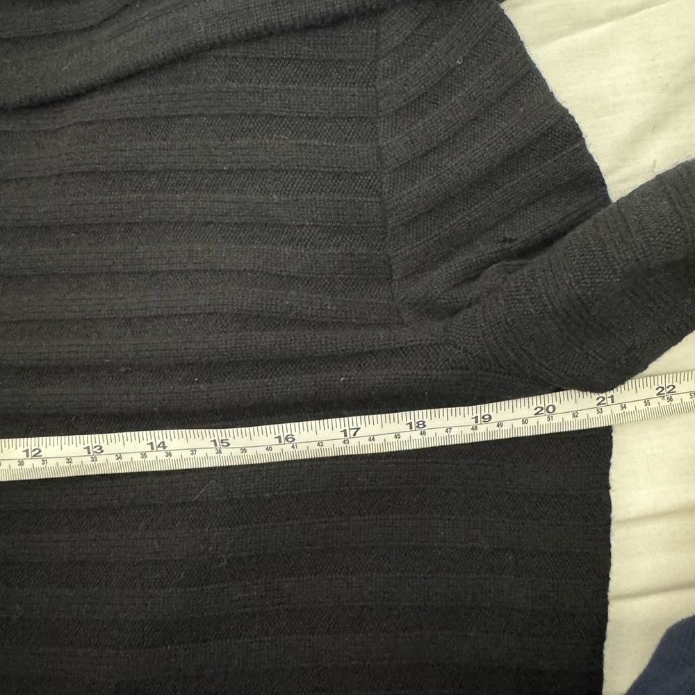 ST. JOHN 100% Cashmere Open Cardigan New - Picture 8 of 8